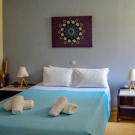 Manto On The Beach Apartments برباتي المظهر الخارجي الصورة