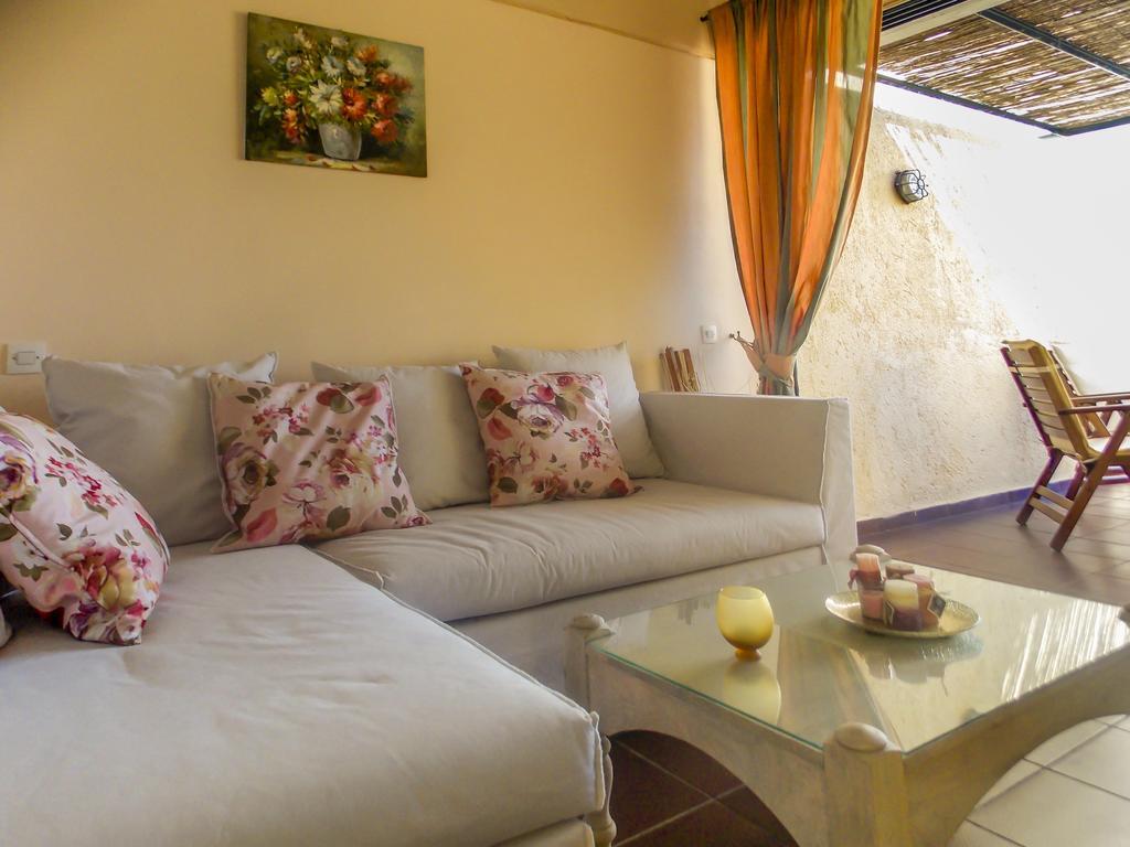 Manto On The Beach Apartments برباتي المظهر الخارجي الصورة